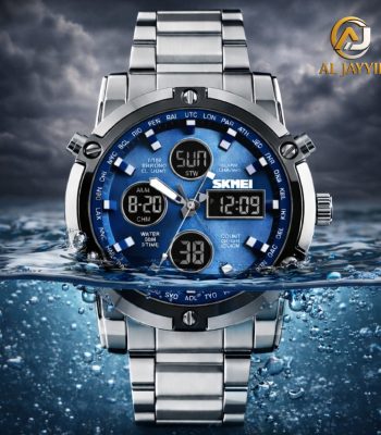 A Skmei 1389 men's watch with a stainless steel bracelet and blue digital-analog face, partially submerged in water.